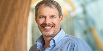 Dr. Peter Zandstra, headshot