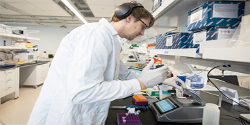 UBC research associate Dr. Ross Jones in the lab where they are working to develop cell-based therapies from stem cells. Credit: Phillip Chin.
