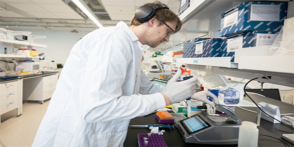 Stem cell engineering breakthrough paves way for next-generation living drugs